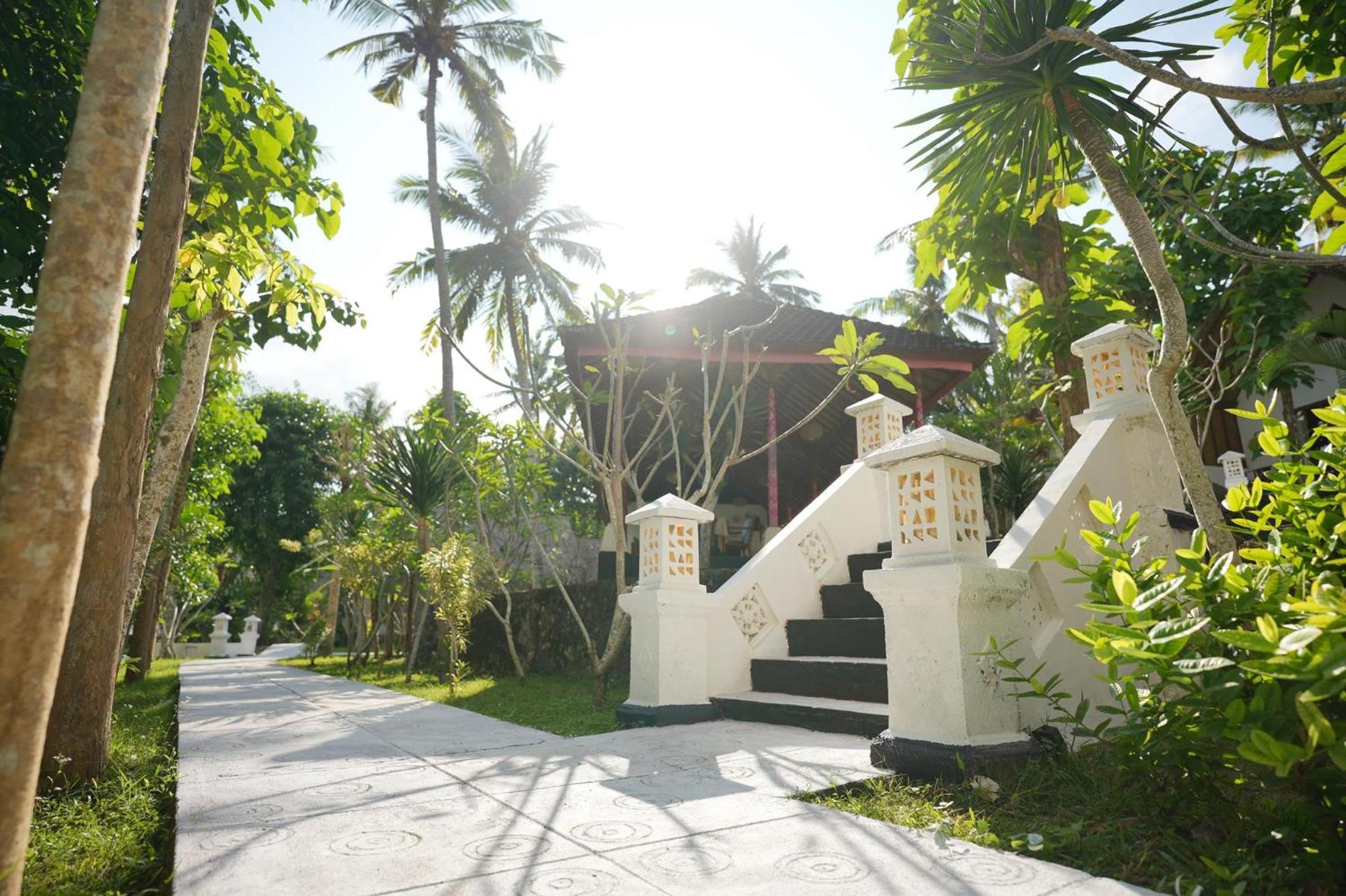 Coco Resort Penida Sakti Exterior photo