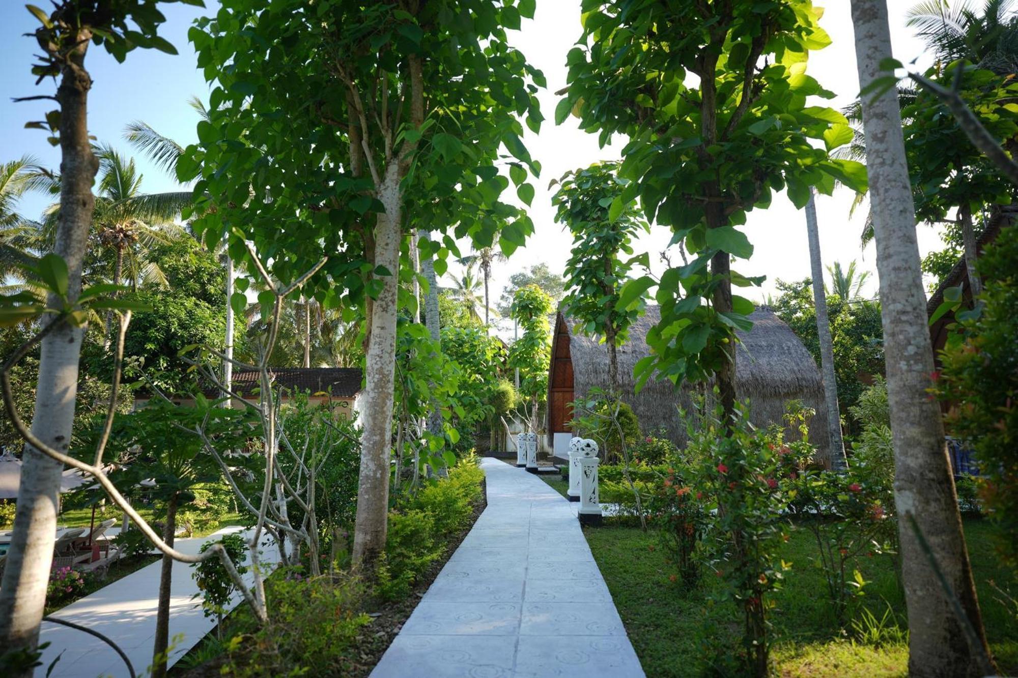 Coco Resort Penida Sakti Exterior photo